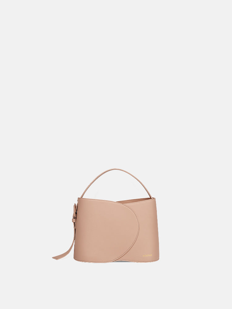 Cloud Curve bucket bag-Medium